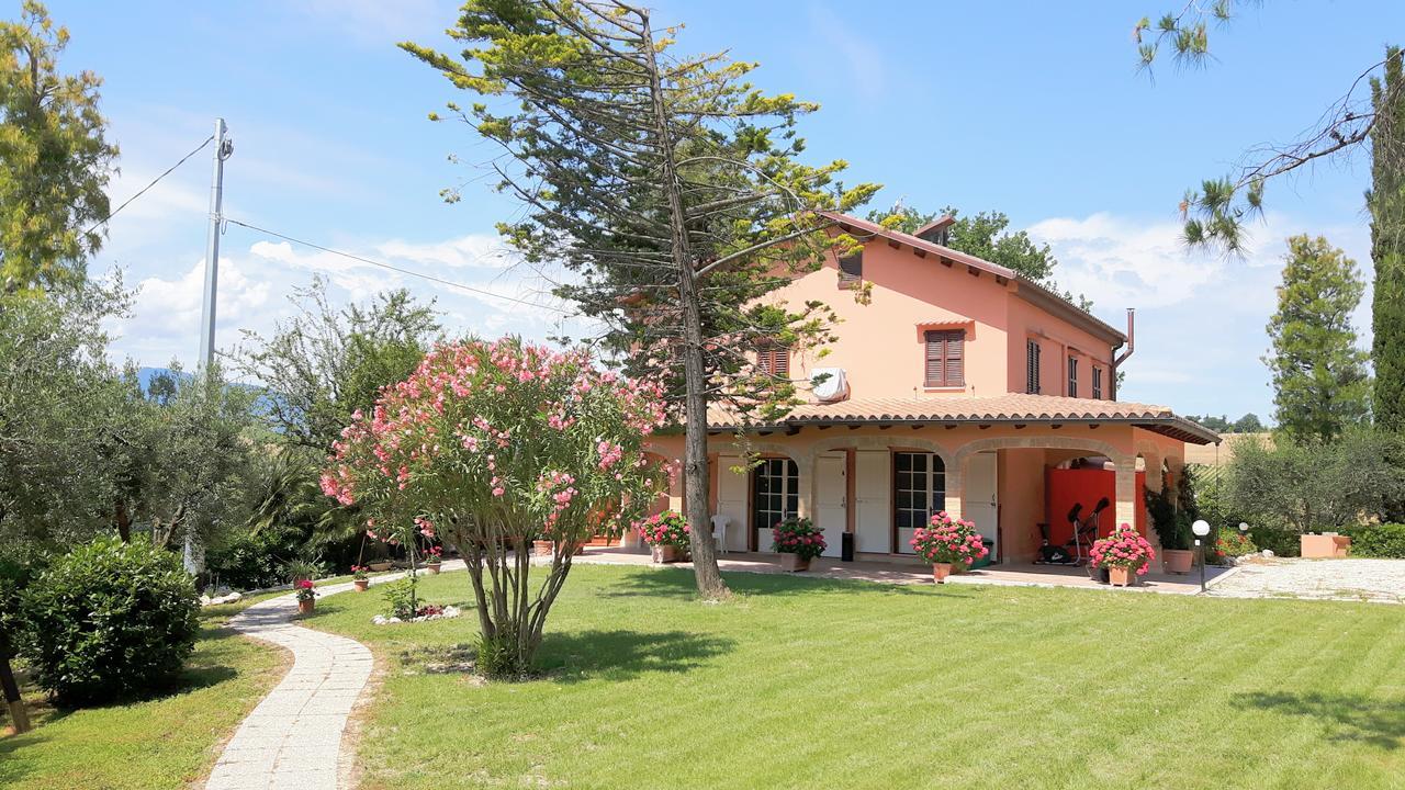 La Casa In Campagna Bed & Breakfast Cossignano Exterior foto