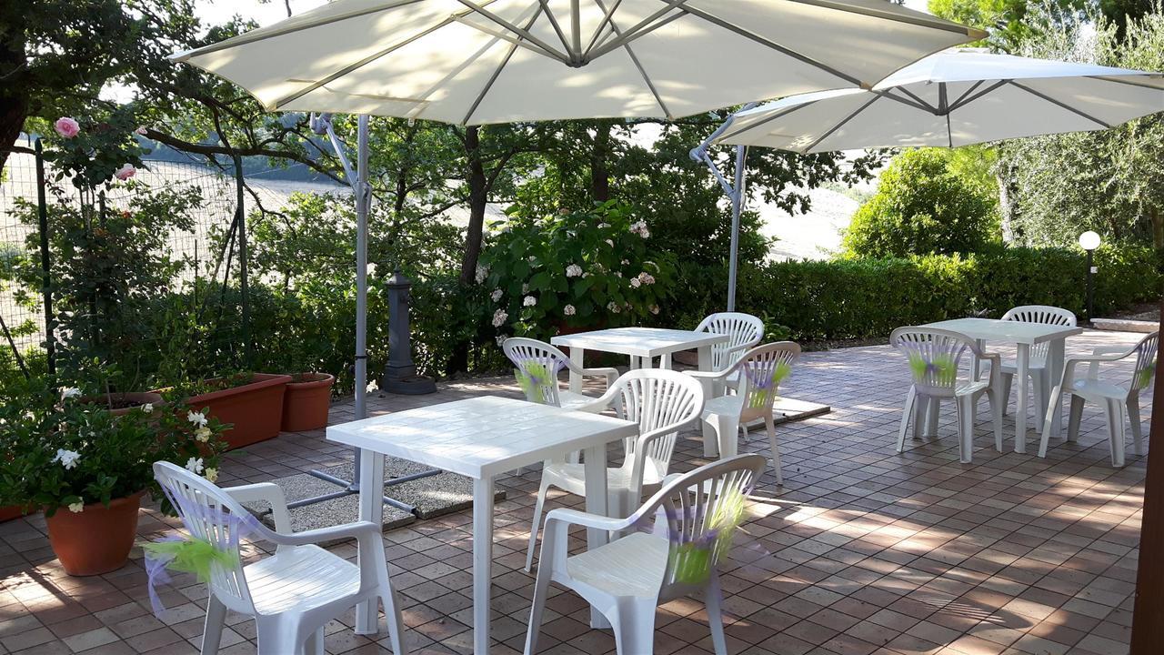 La Casa In Campagna Bed & Breakfast Cossignano Exterior foto