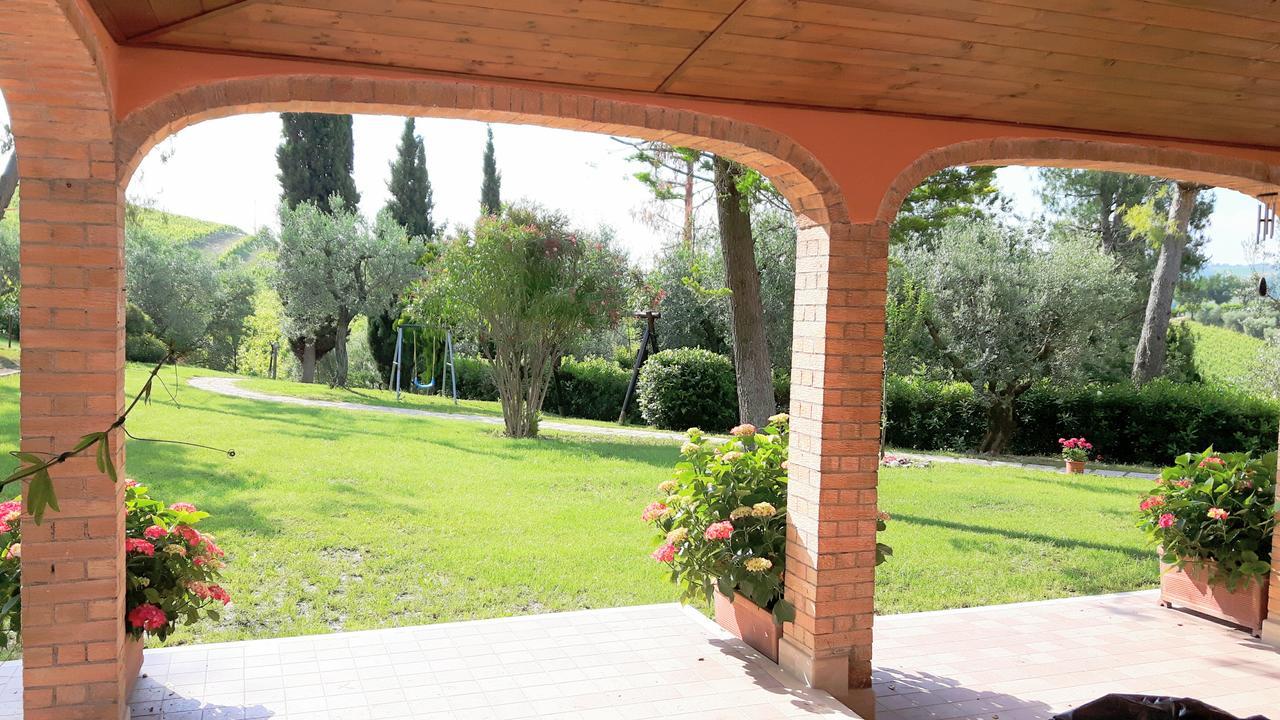 La Casa In Campagna Bed & Breakfast Cossignano Exterior foto