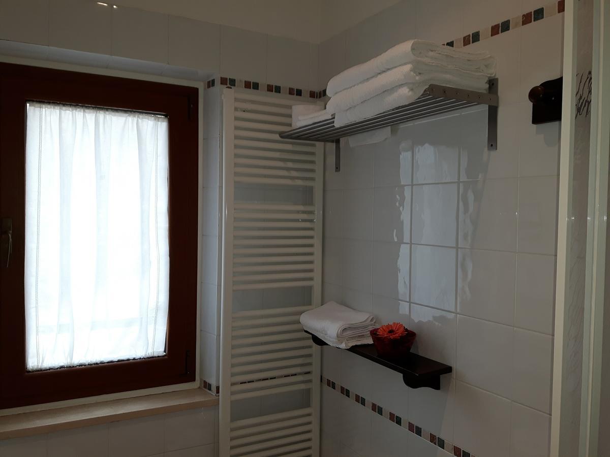 La Casa In Campagna Bed & Breakfast Cossignano Exterior foto