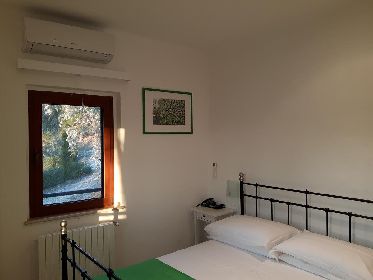 La Casa In Campagna Bed & Breakfast Cossignano Exterior foto